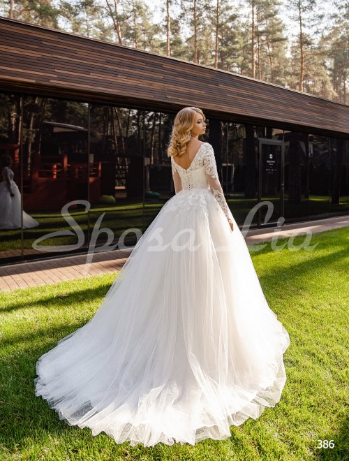 https://www.sposa-lia.com/images/stories/virtuemart/product/386       (3).jpg